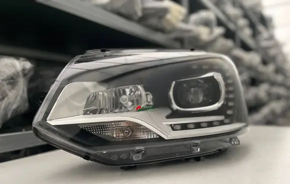 Volkswagen Multivan T5 Headlight/headlamp 7E5941015