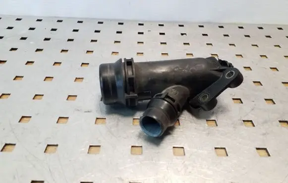 BMW 5 E60 E61 Engine coolant pipe/hose 11122247744