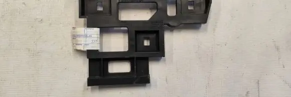 Volvo S70 V70 V70 XC Front bumper mounting bracket 9151501