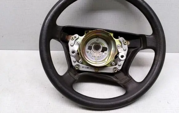 Mercedes-Benz E W210 Steering wheel