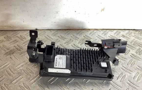 Volvo S90, V90 Distronic sensor radar 31660604