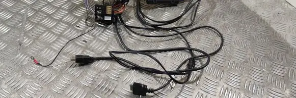 Volkswagen Golf V iPod connector socket DENSION300