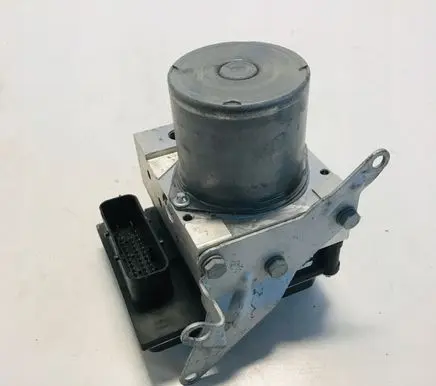 BMW X1 E84 ABS Pump 6795188