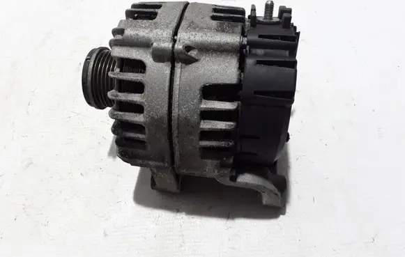 BMW 5 F10 F11 Generator/alternator 8507624