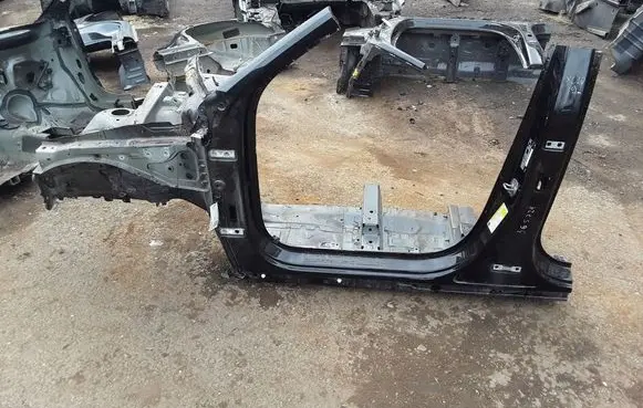 Volvo XC40 Front quarter panel 31675823