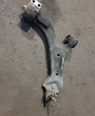 Chevrolet Captiva Front lower control arm/wishbone 96626236