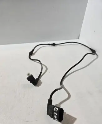 Mercedes-Benz E W213 Front ABS sensor wiring A2135403705
