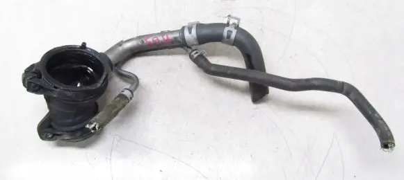 Honda CR-V Engine coolant pipe/hose