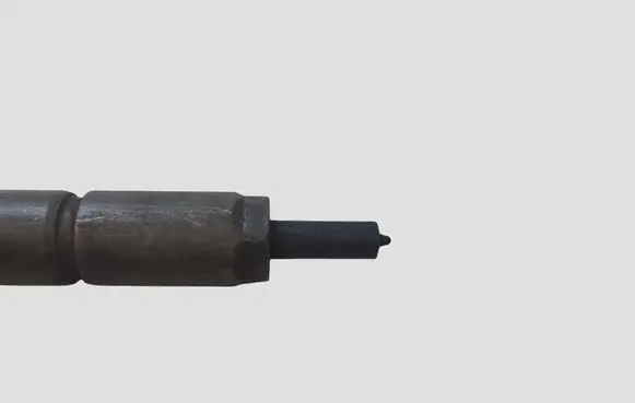 Alfa Romeo Giulietta Fuel injector 0445110299