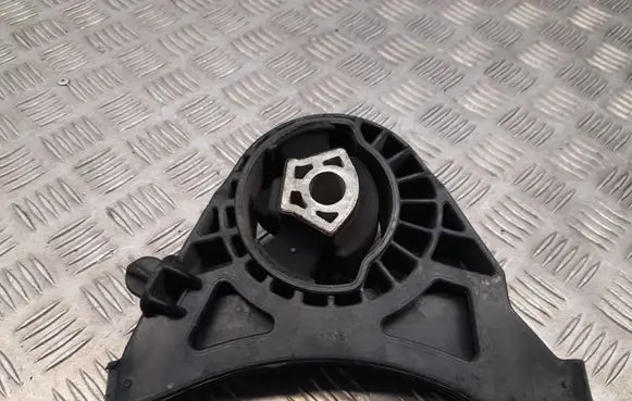 Cadillac XT5 Gearbox mount 84227351