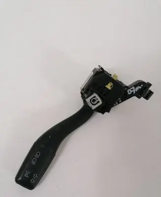 Audi A3 S3 A3 Sportback 8P Indicator stalk 8P0953513A