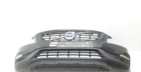 Volvo V60 Front bumper 31323831