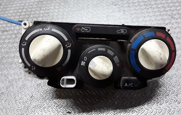 Nissan Micra Climate control unit F667191S