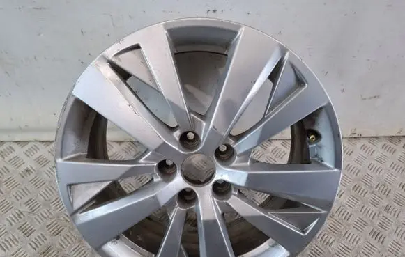 Peugeot 5008 II R17 alloy rim 9809687177
