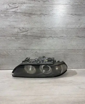 BMW 5 E39 Headlight/headlamp 15372900