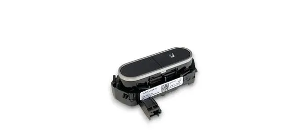 Mercedes-Benz GLA H247 Seat heating switch A1779056800 52112