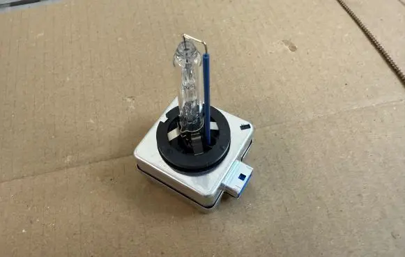 Volkswagen Jetta USA Xenon bulb 66548