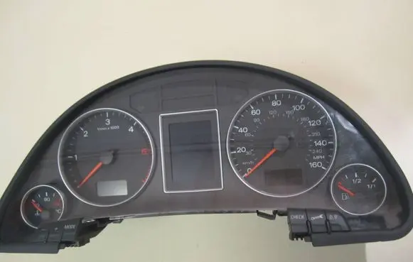 Audi A4 S4 B7 8E 8H Speedometer (instrument cluster) 8E0920951E