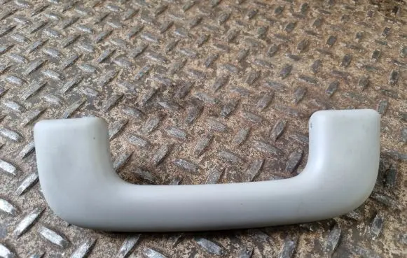 KIA Sportage Front interior roof grab handle
