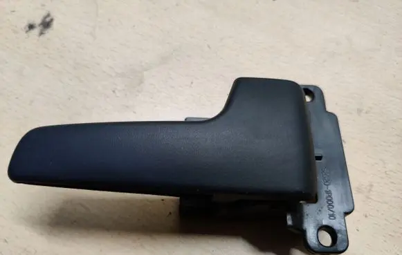 KIA Venga Front door interior handle 826201P000