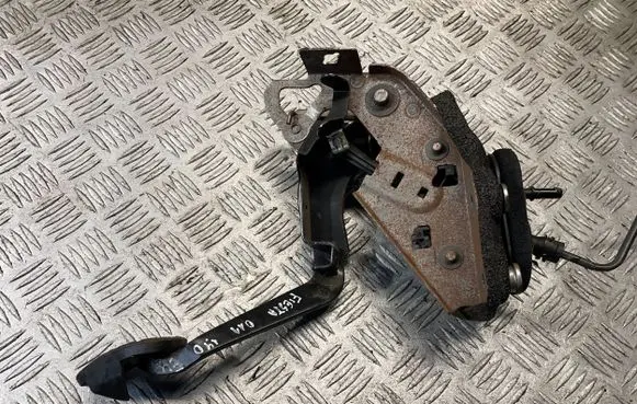 Ford Fiesta Clutch pedal 