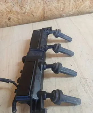 Peugeot 206 High voltage ignition coil 2526117A