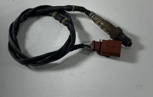Audi A3 S3 8P Lambda probe sensor 06F906262E 0258006555 0258006556