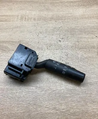 Mazda 5 Indicator stalk 17D682