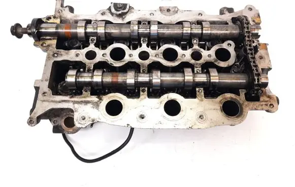 Land Rover Range Rover Sport L320 Engine head 4R8Q6090 4R8Q6A272 4R8Q6A270AB