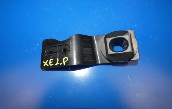 Jaguar XE Radiator support slam panel bracket GX738K337AB