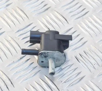 Toyota Yaris Turbo solenoid valve 90910TC002