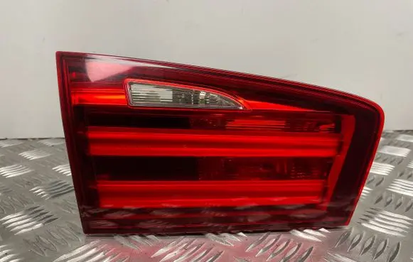 BMW 5 F10 F11 Tailgate rear/tail lights 7203227