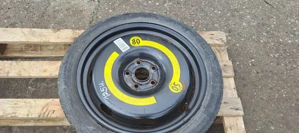 Volkswagen Golf V R18 spare wheel