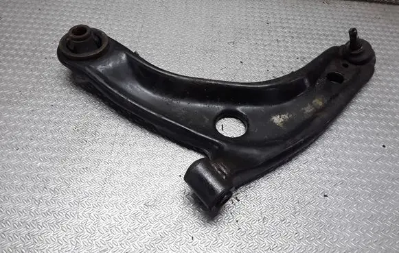 Toyota Yaris Front lower control arm/wishbone