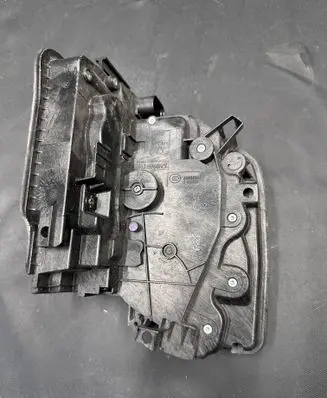 BMW 5 G30 G31 G38 Rear door lock 7477690 18283810 51227477690