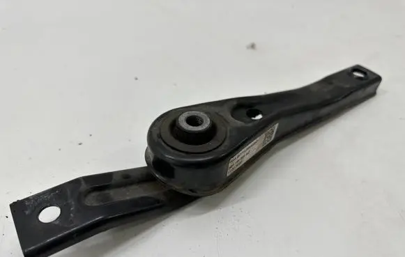 Skoda Karoq Engine mounting bracket 5Q0199855AC