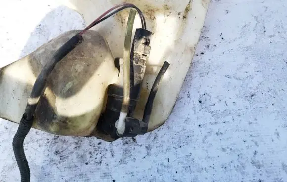 Citroen Berlingo Windscreen/windshield washer pump