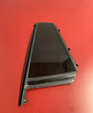 BMW X3 G01 Rear vent window glass 7410055