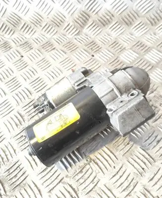 BMW 5 F10 F11 Starter motor 7801203