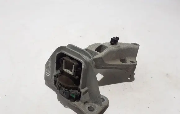 Dacia Duster II Engine mount bracket 112322283R
