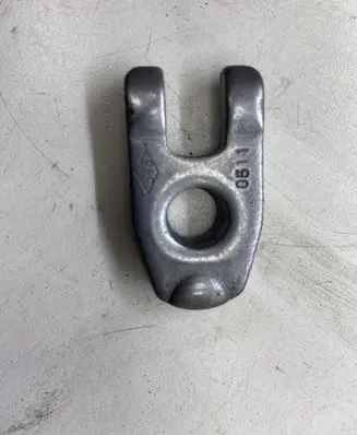Nissan Juke I F15 Fuel Injector clamp holder 0511