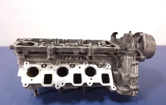 Engine head