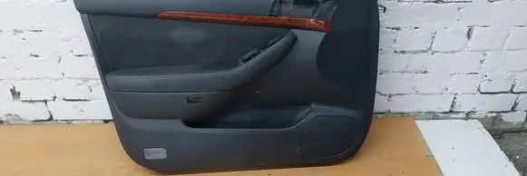 Toyota Avensis T250 Front door card panel trim 6762405040