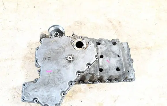 BMW 5 F10 F11 Oil sump 7570685 7570690