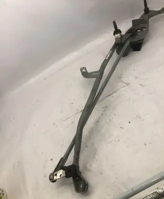 Mercedes-Benz E W213 Front wiper linkage and motor A2138200540