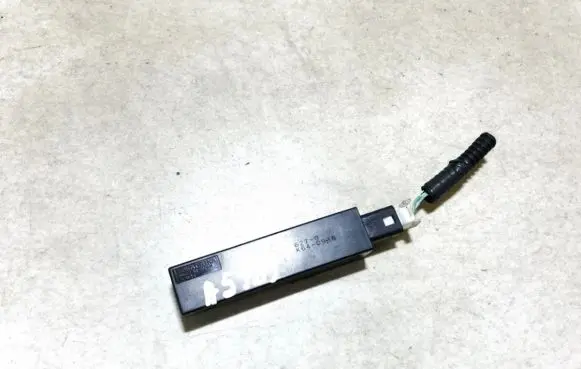 Antenna control unit