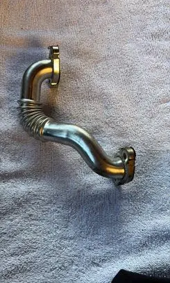 Volkswagen PASSAT B7 EGR valve line/pipe/hose 03P131521A
