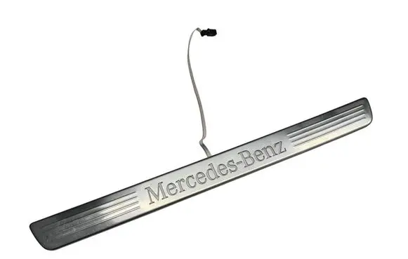 Mercedes-Benz GLS X167 Front sill trim cover A1676861300 1676861300