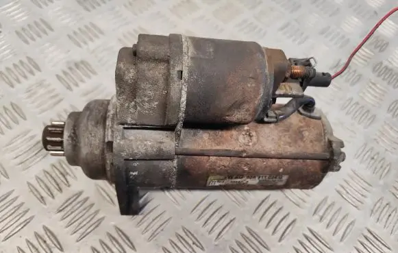 Skoda Fabia Mk1 (6Y) Starter motor 02A911024G