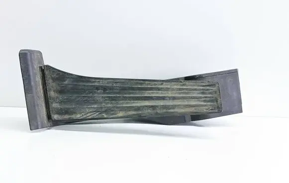 BMW 5 E39 Accelerator throttle pedal 6762481 25916010